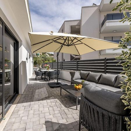 Apartment Sara Trogir Exterior photo